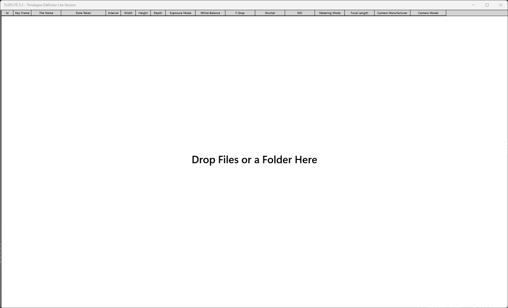 First Window. Drag and Drop Files and a Folder into this Window.