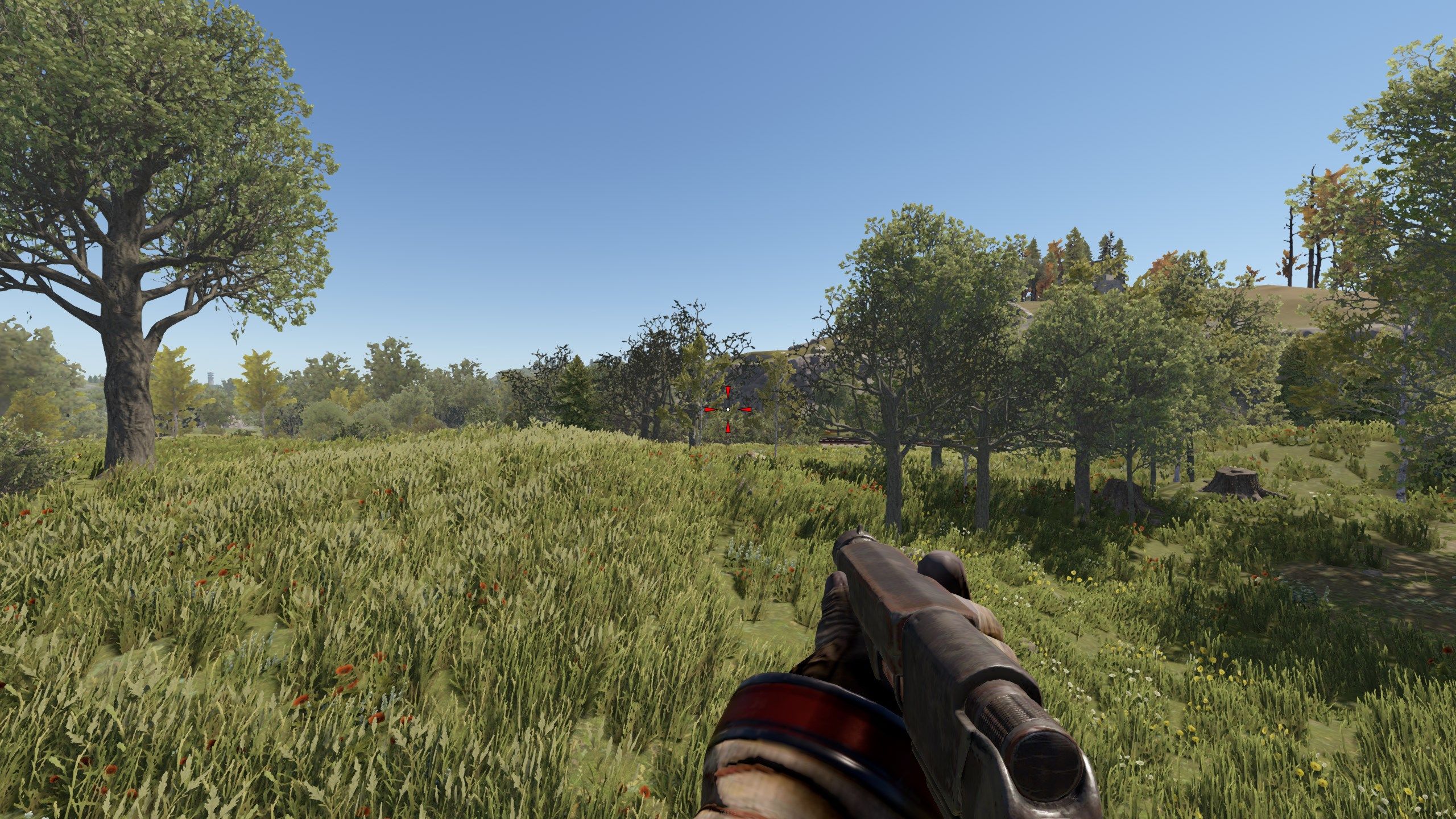 Example 3 - Custom crosshair with pump shotgun (in Rust PC game)