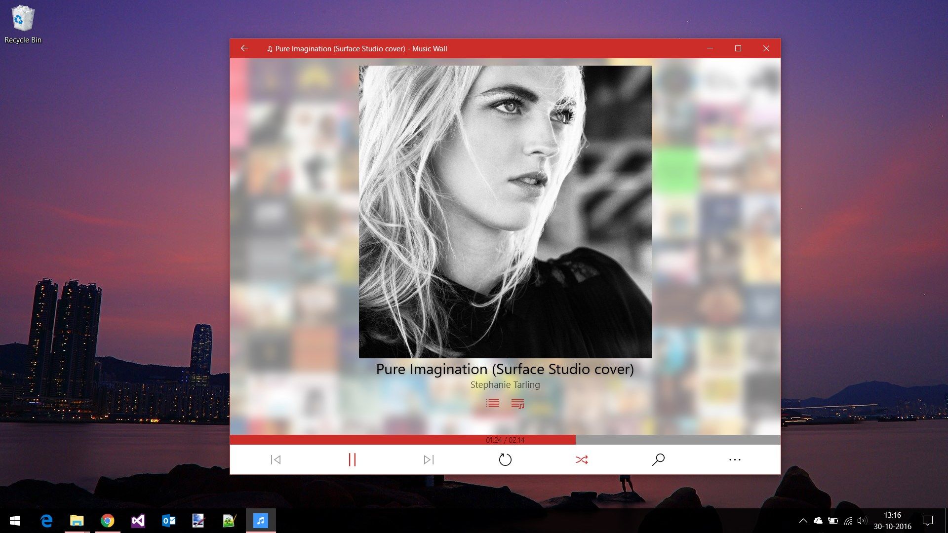 Now Playing Screen with option to manage now playing queue & view lyrics (if saved in track's tag)