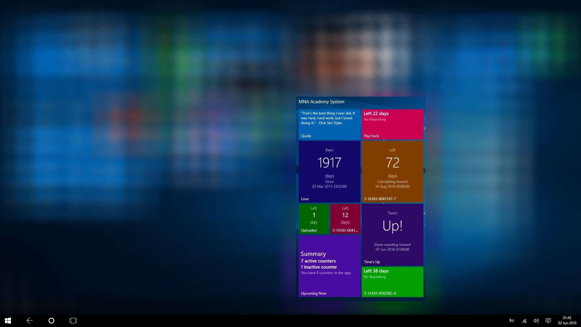 Colorful Live Tile with Adaptive Tile
